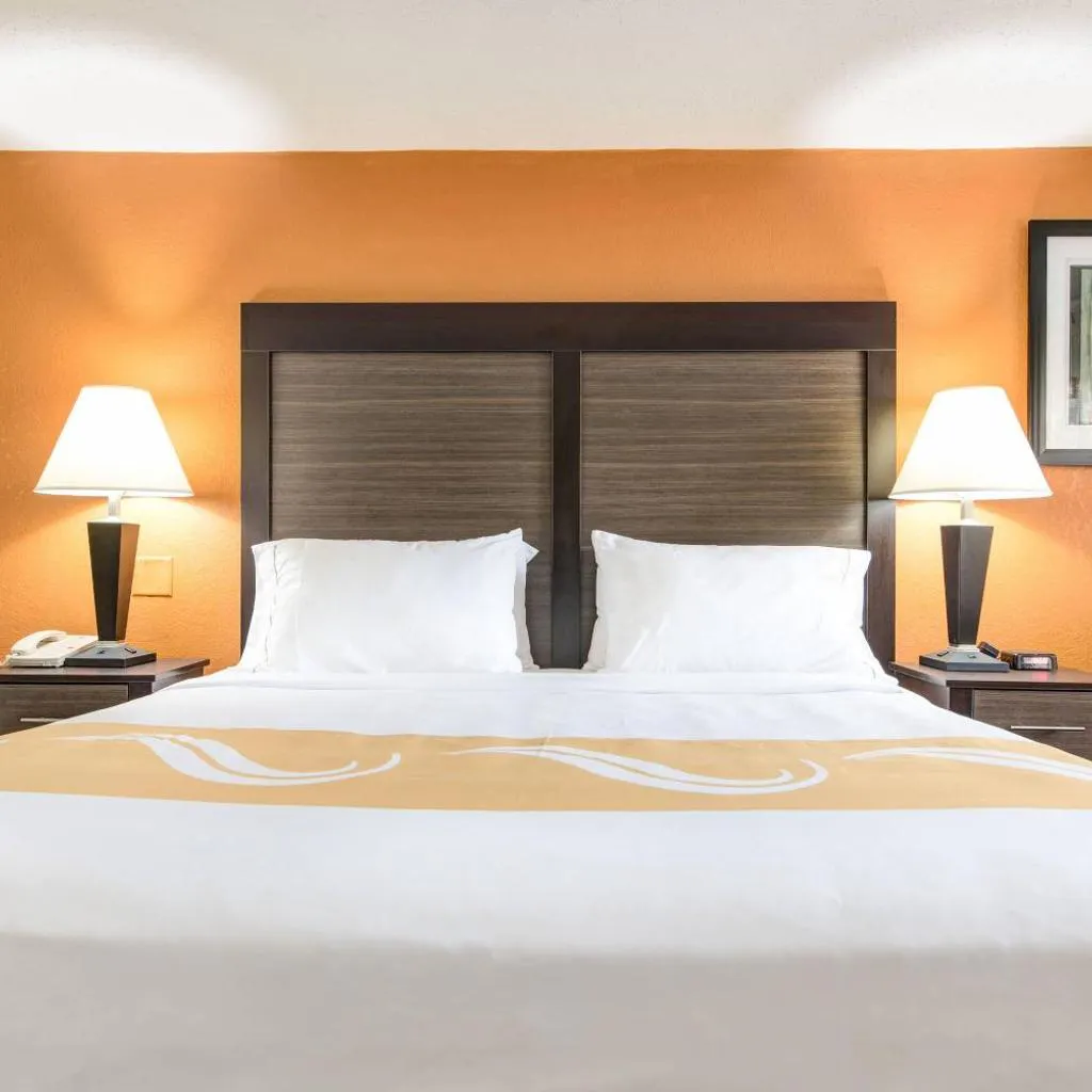 Photograph of Quality Inn Creekside - Downtown Gatlinburg