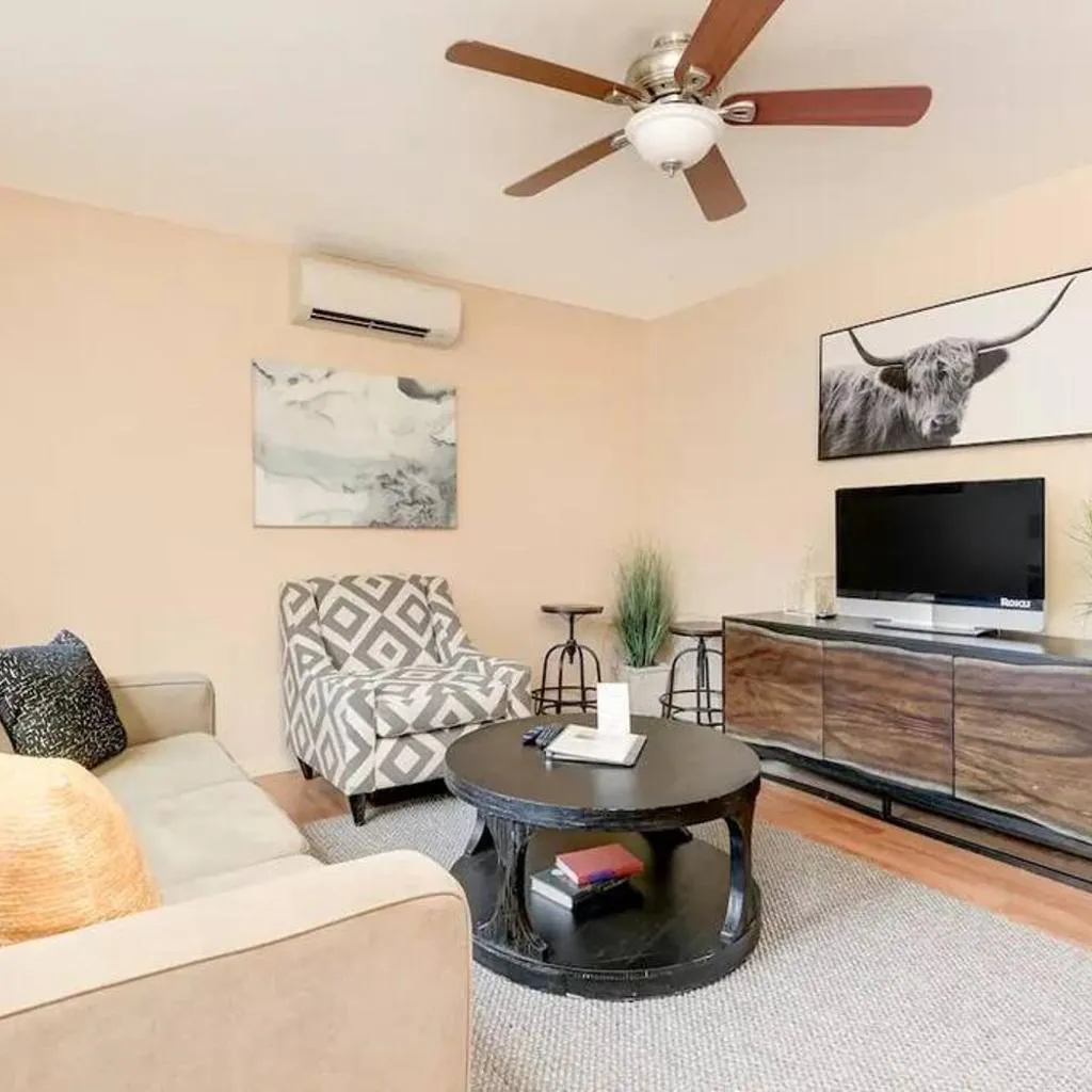 Photograph of Casa Amore -2BR- FREE Driveway parking for 3 cars