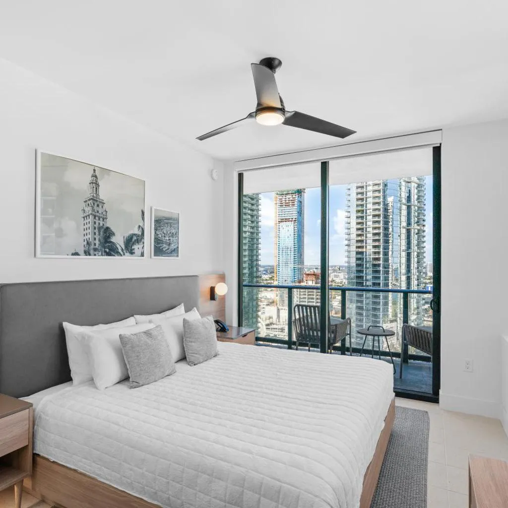 Photograph of Luxury 2-Bdrm Condo in the Heart of Downtown Miami