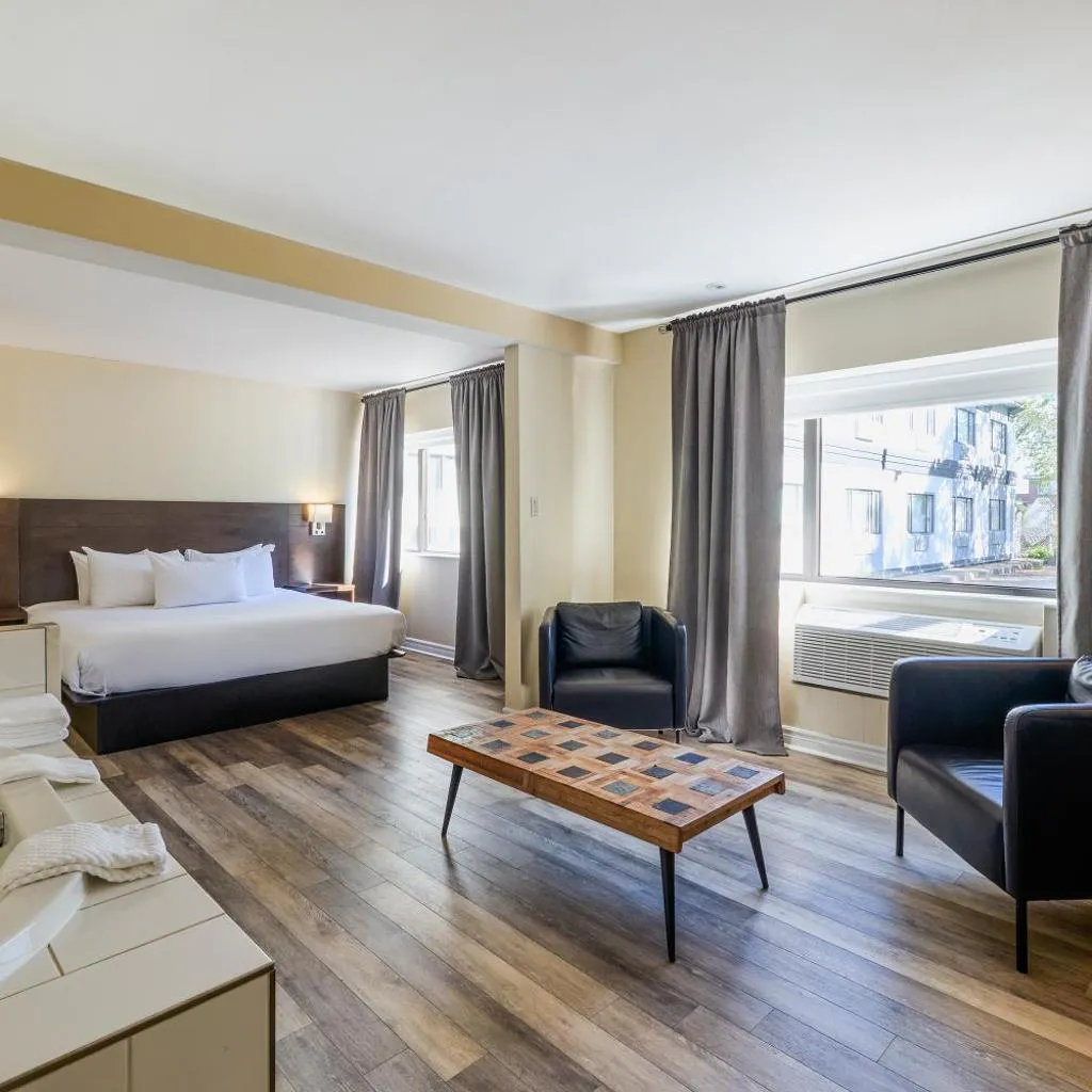 Photograph of Hotel Newstar Montréal