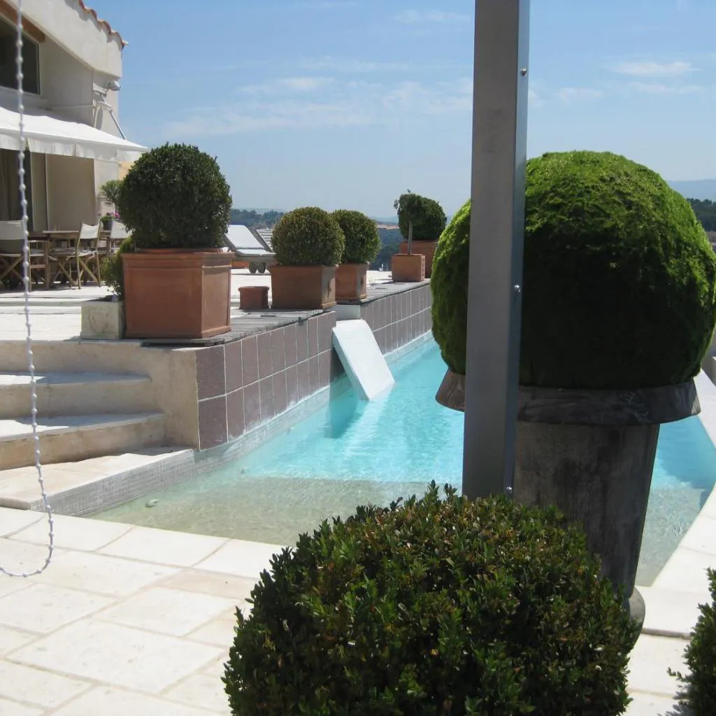 Photograph of La Villa Blanche