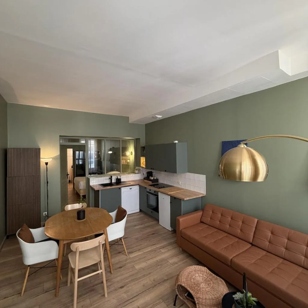 Photograph of Appartement plein cœur des Chartrons rue calme