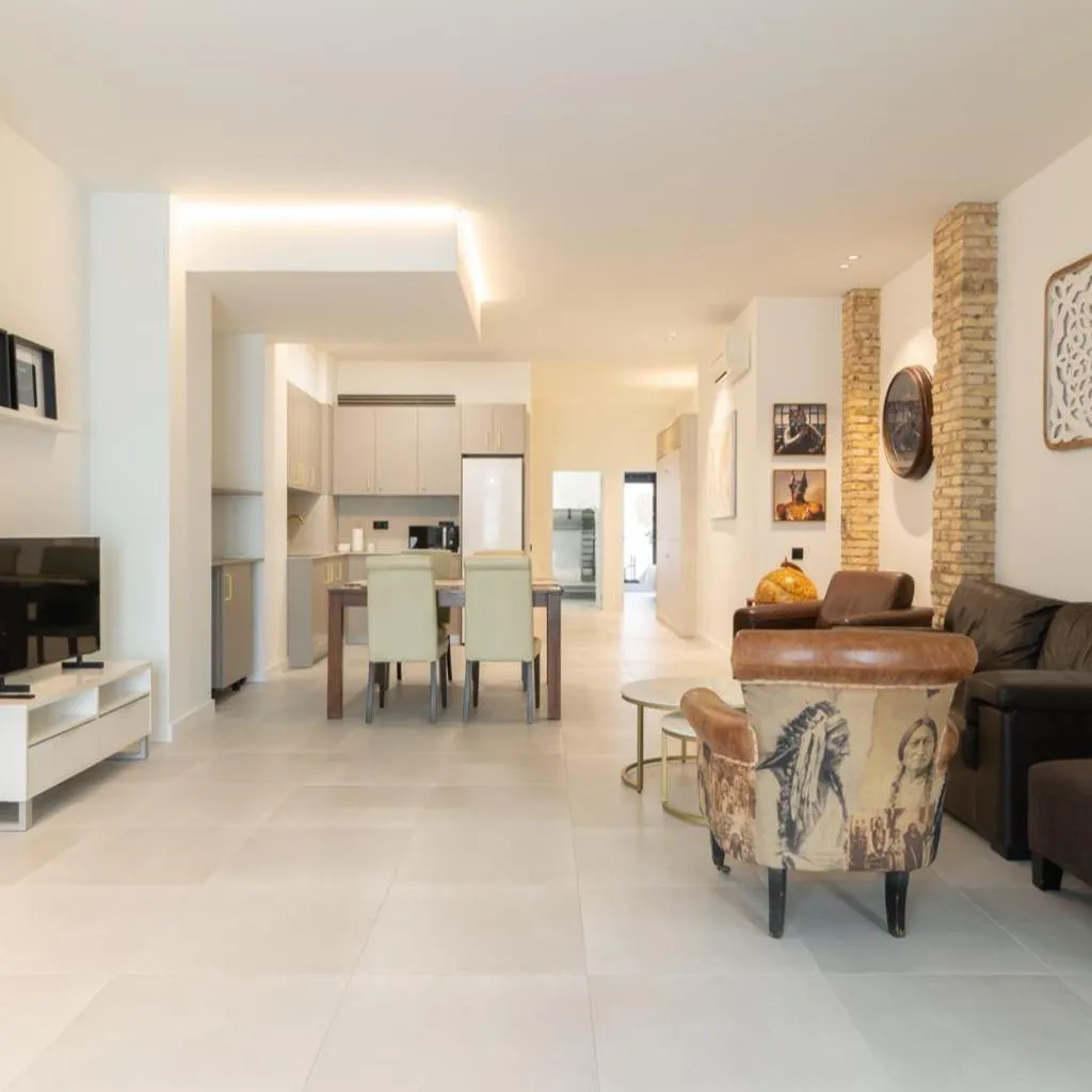 Photograph of Luxury Apartment City Center