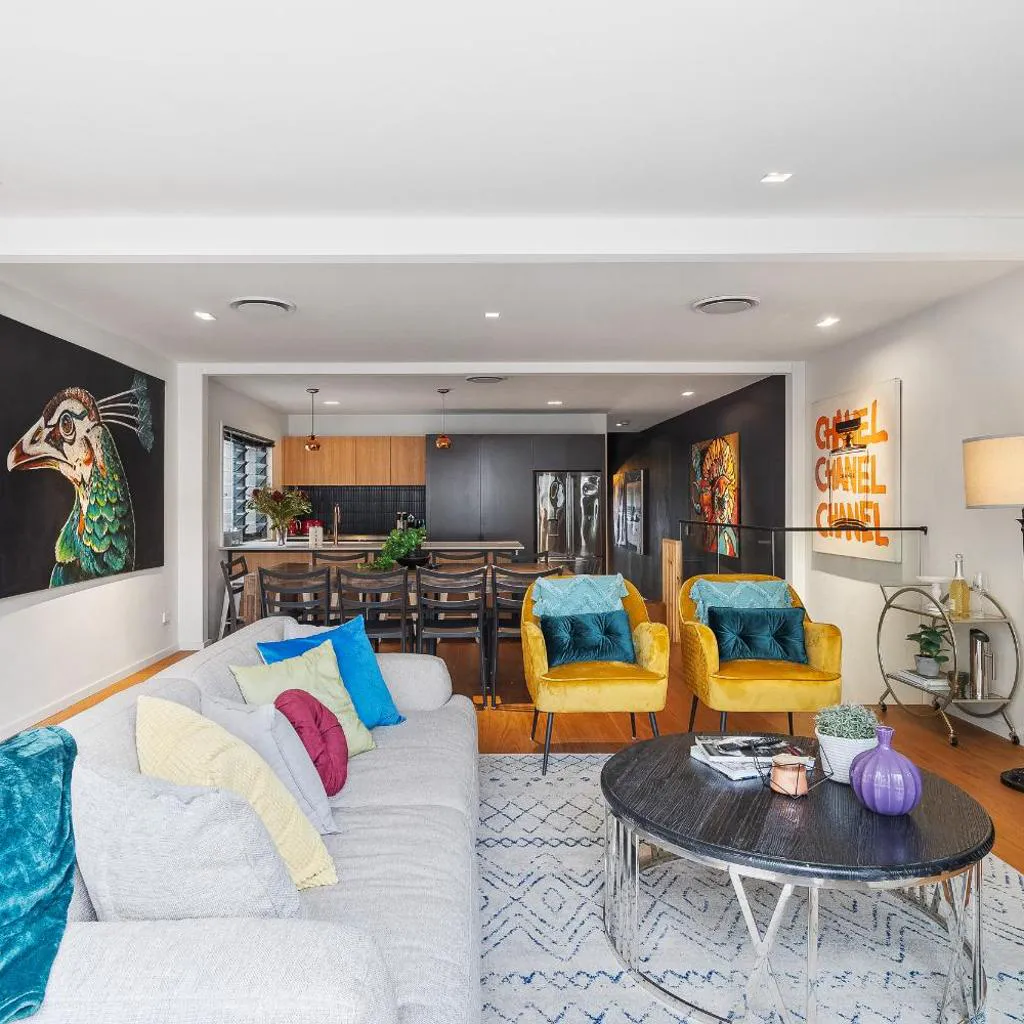 Photograph of Artscape, Newtown Villa