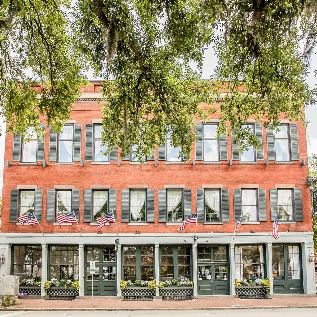 Photograph of East Bay Inn, Historic Inns of Savannah Collection