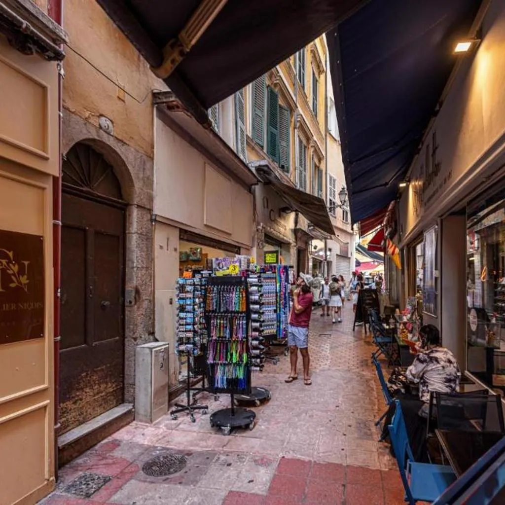 Photograph of Appartement rénové Vieux Nice