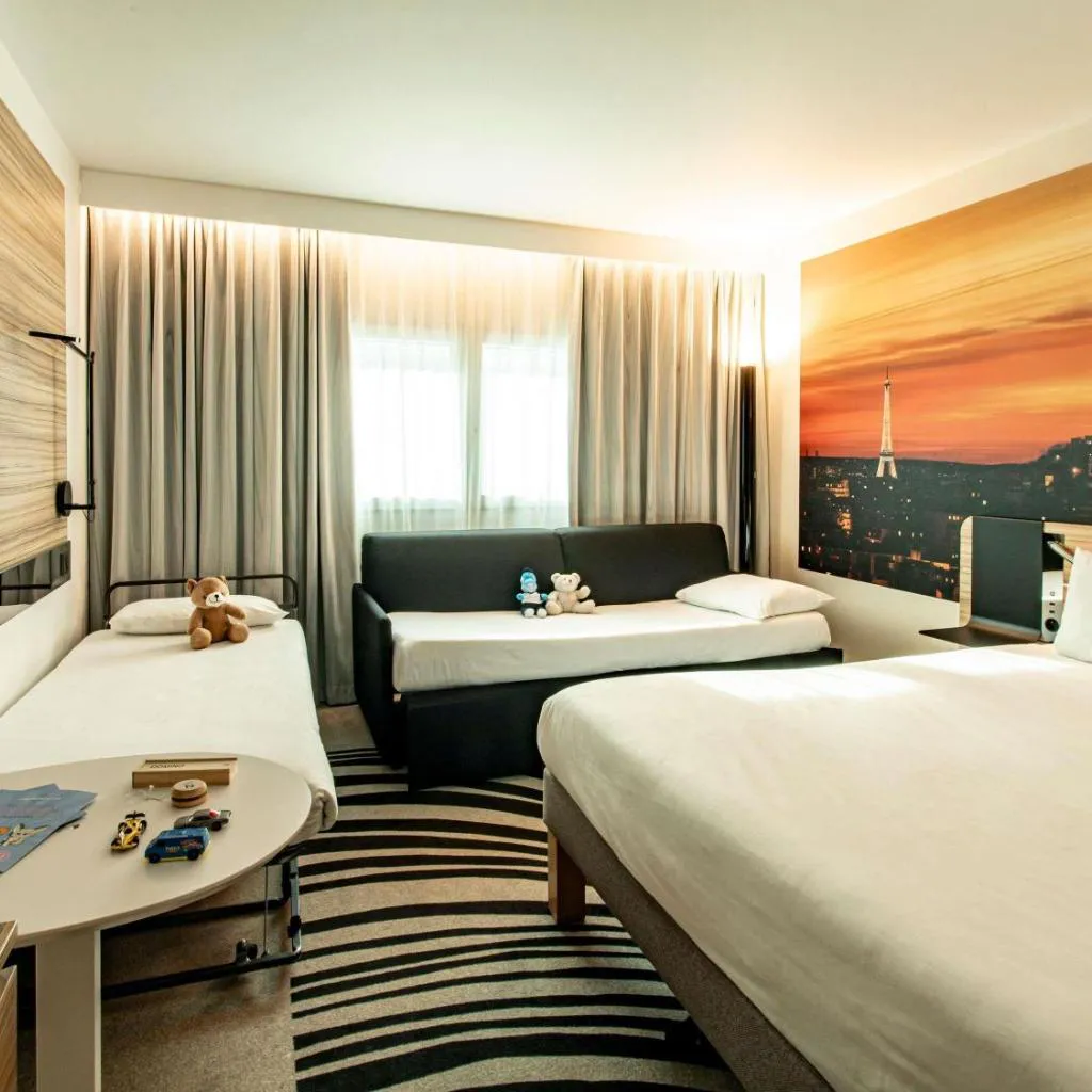 Photograph of Novotel Paris 14 Porte d'Orléans