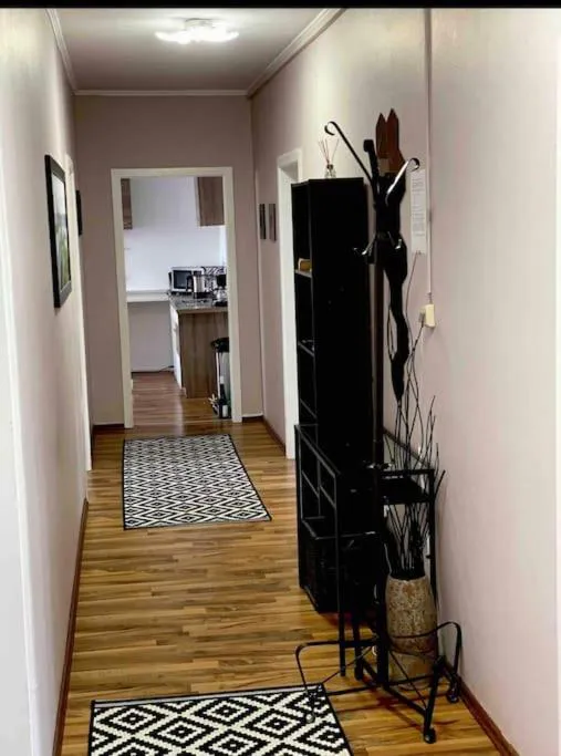 Photograph of Apartment City Süd- 5 Zimmer_15 Personen _ Komplett_eingerichtet