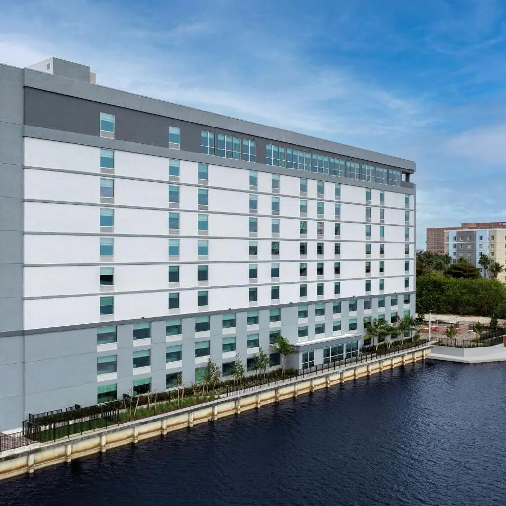 Photograph of Tru By Hilton Miami Airport South Blue Lagoon, Fl