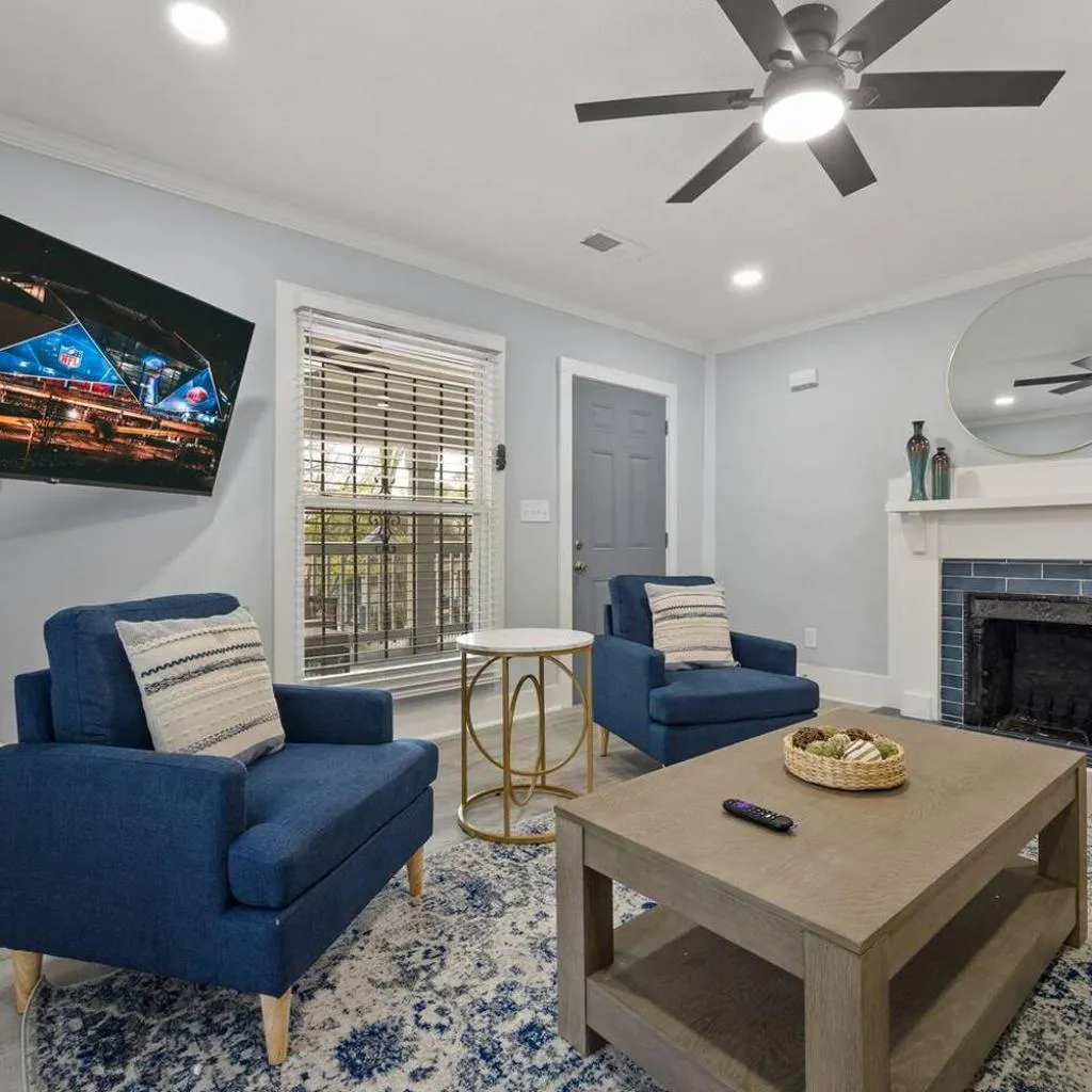Photograph of West End Duplex w/ Patio Near BeltLine