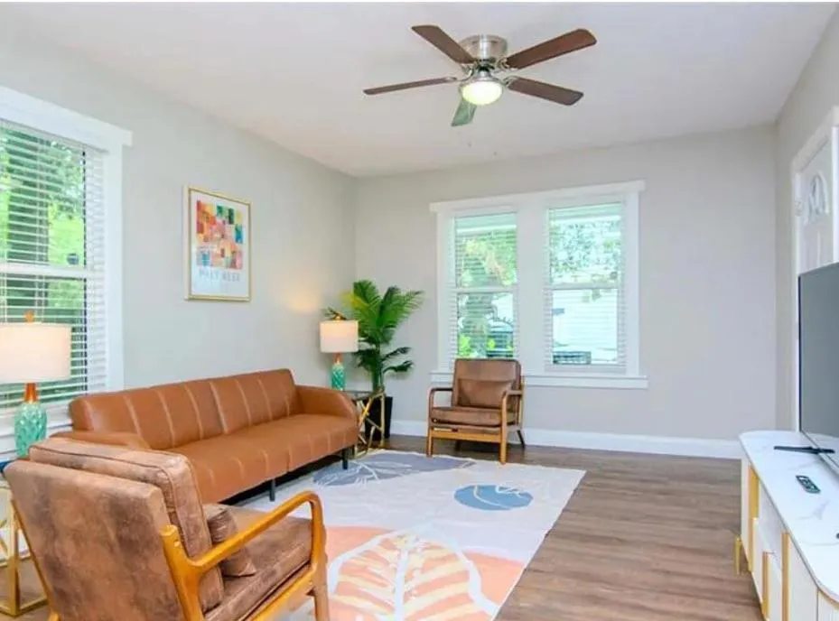 Photograph of Riverside Heights 2BR Retreat