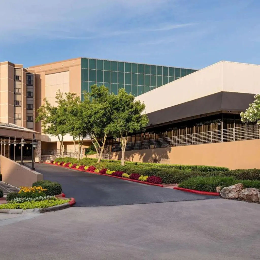 Photograph of Sonesta Hotel Houston IAH Airport