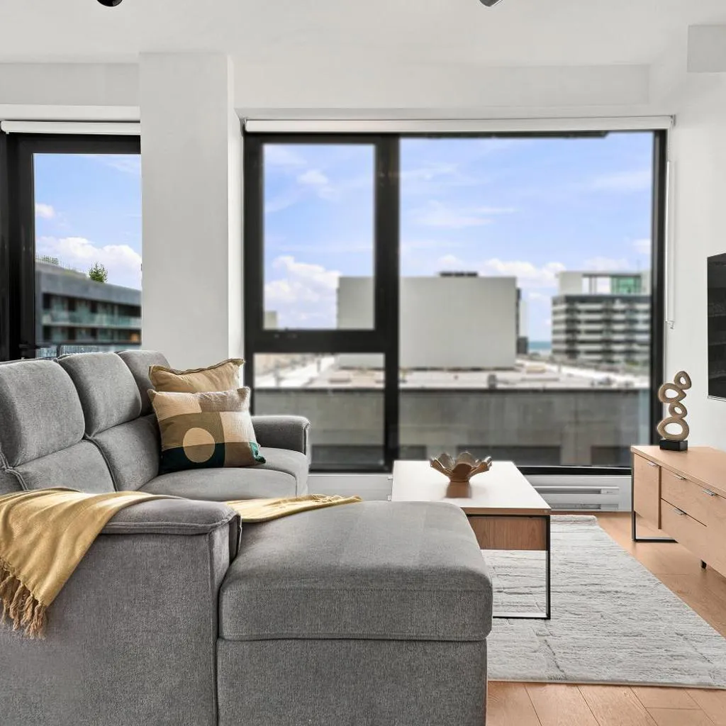 Photograph of Élégant condo au cœur de la Place des Arts