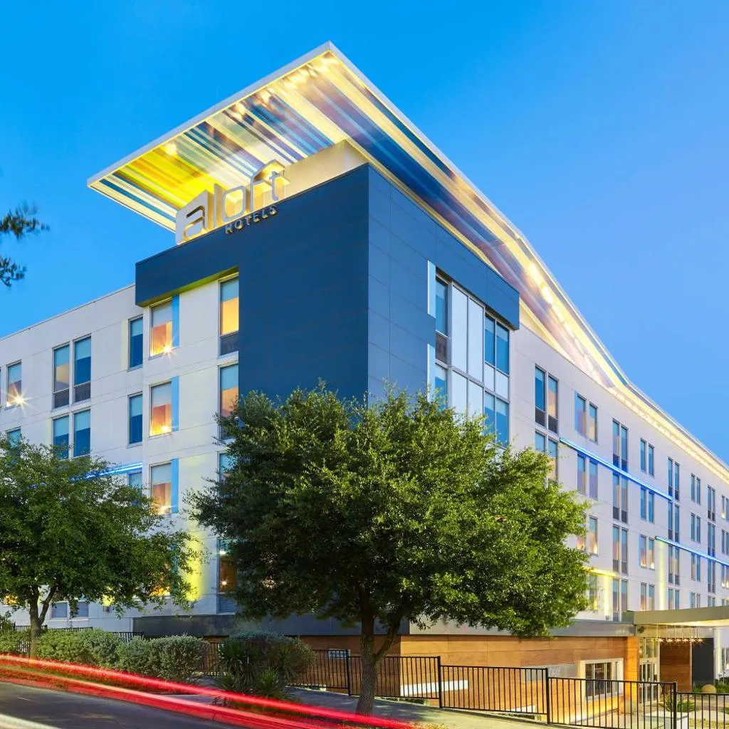 Photograph of Aloft by Marriott San Antonio Airport