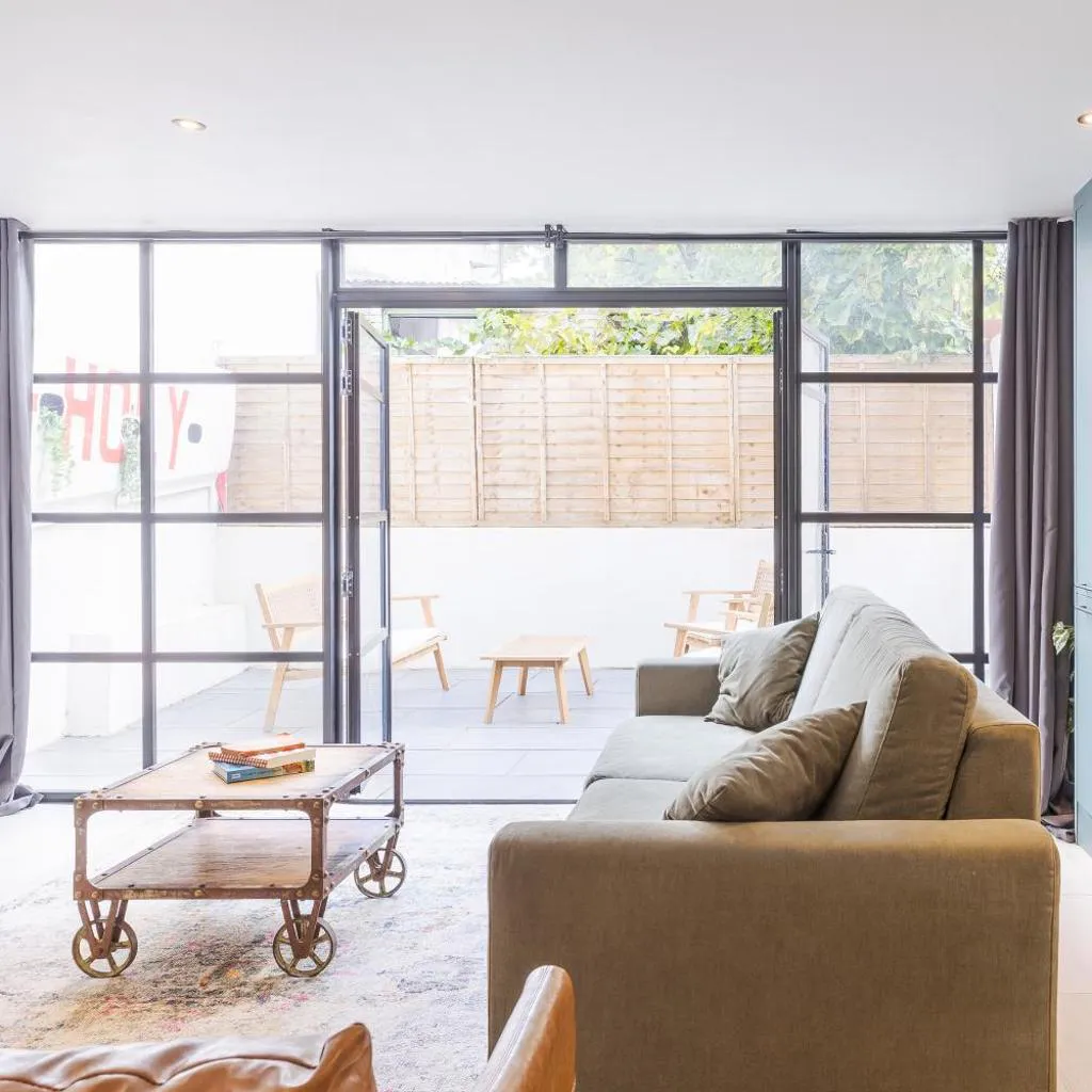 Photograph of Hackney 1 Bed Garden Flat