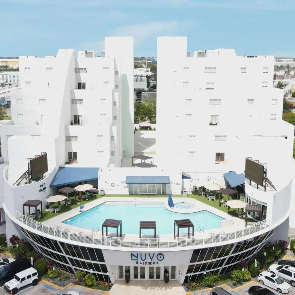 Photograph of Nuvo Suites Hotel - Miami Doral