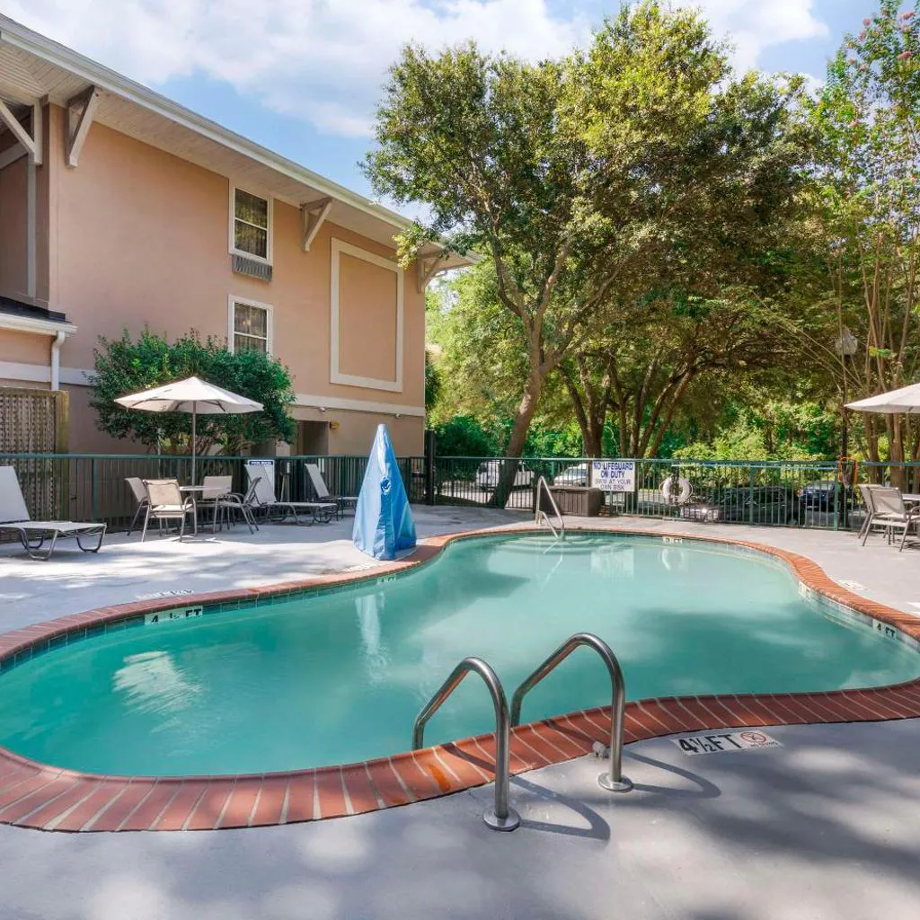 Photograph of Sleep Inn Mt Pleasant - Charleston