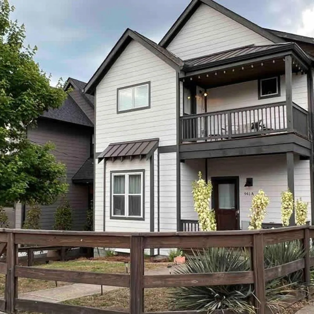 Photograph of Casa Pura Vida - East Nashville 3BR-3BA