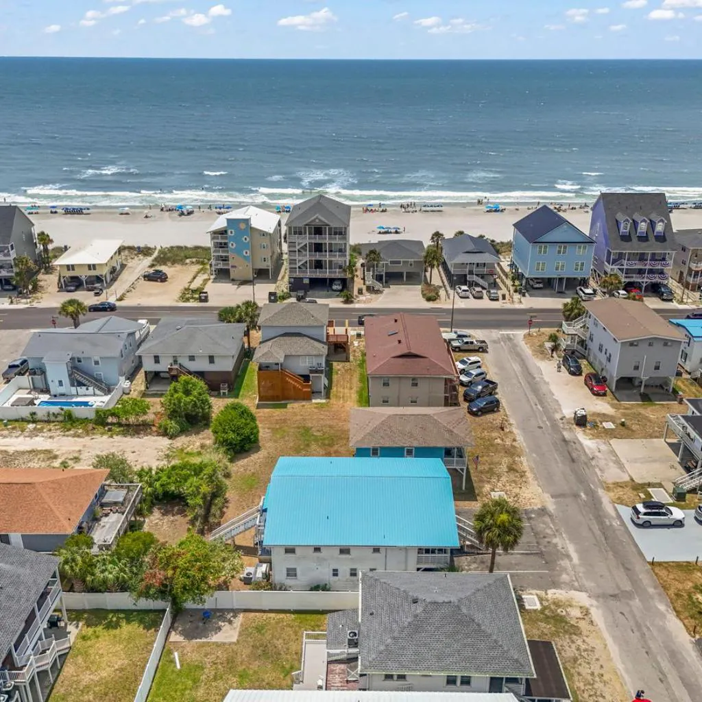 Photograph of Seaside Escape 2BR Steps to Cherry Grove Beach