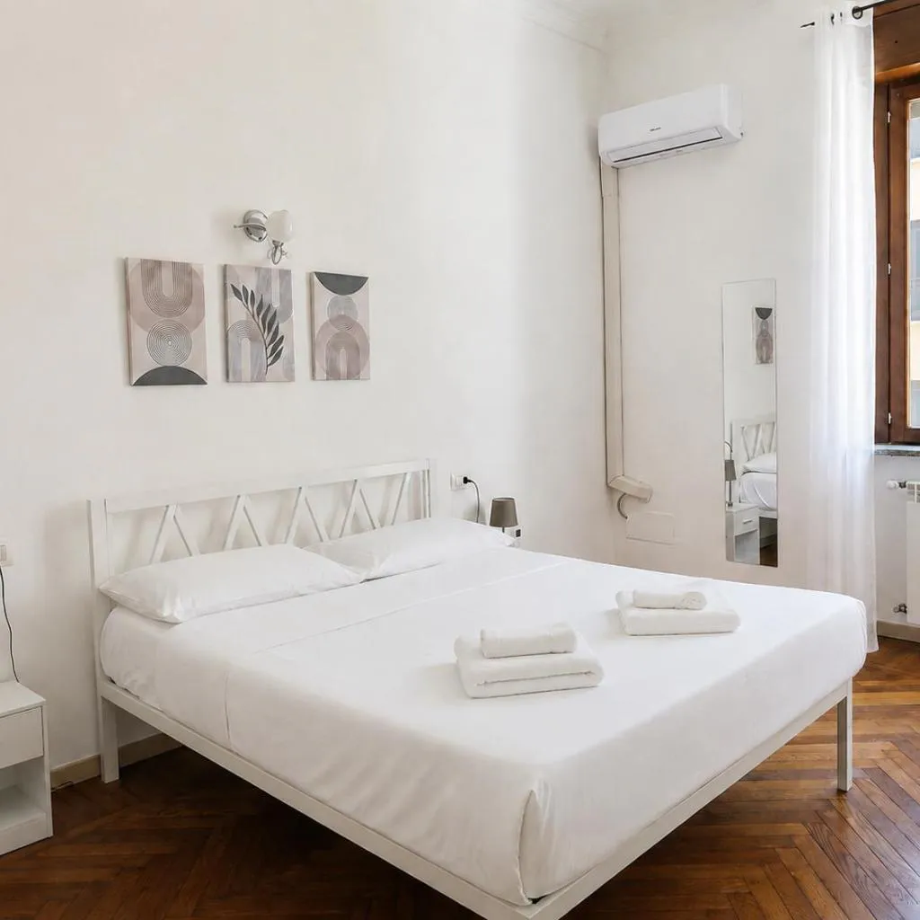 Photograph of BIG Cozy Goldoni-Duomo M4 Linate