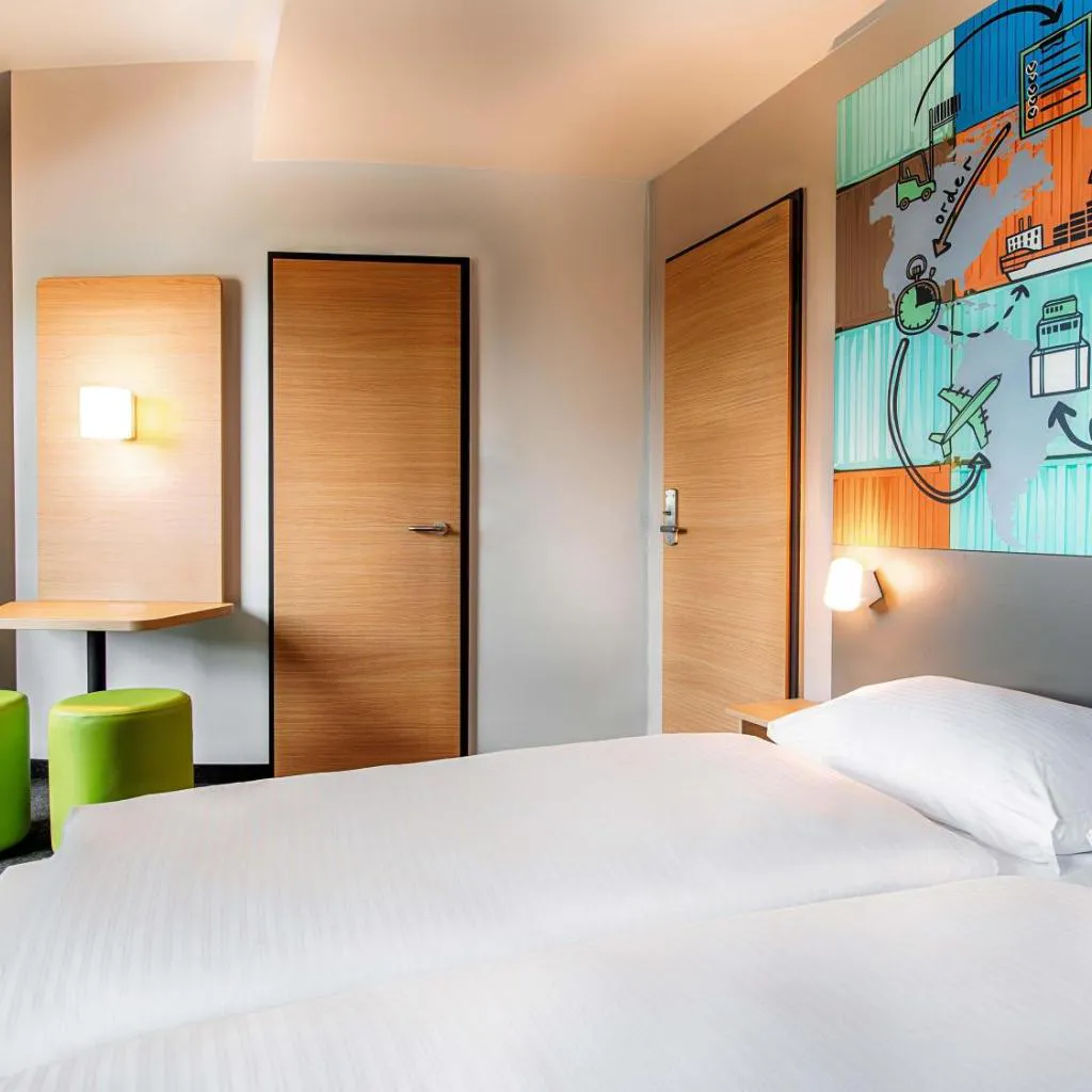 Photograph of B&B Hotel Stuttgart-Neckarhafen