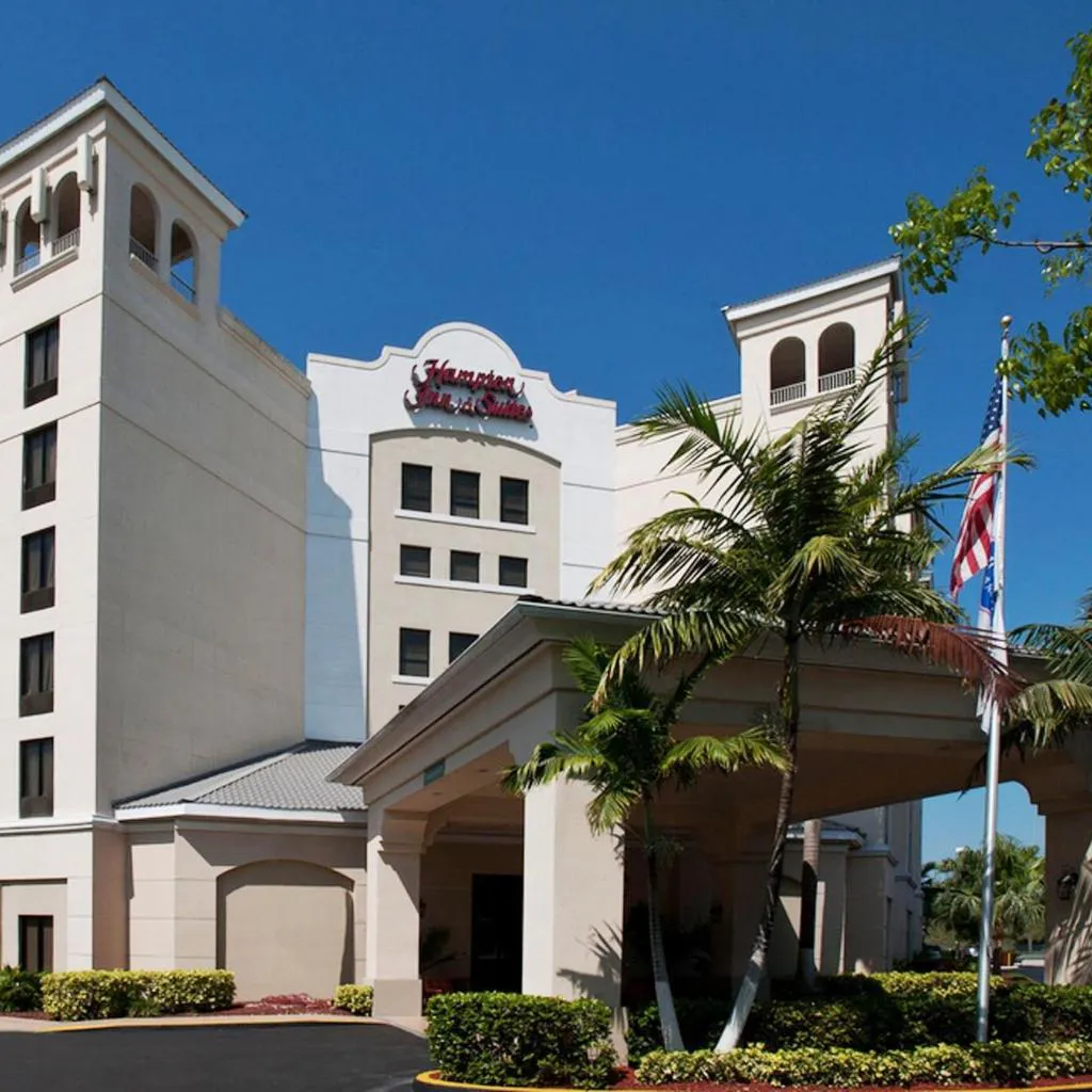 Photograph of Hampton Inn & Suites Miami-Doral Dolphin Mall