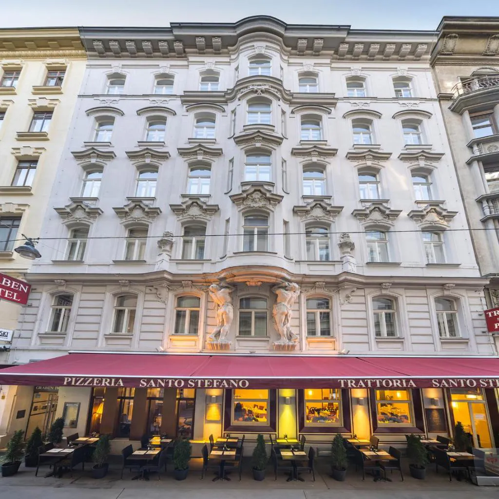 Photograph of Graben Hotel