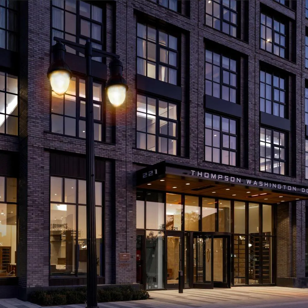 Photograph of Thompson Washington DC, by Hyatt