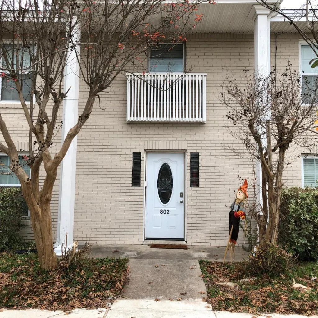 Photograph of Montrose Hist District Apt#1- 2Br with WD