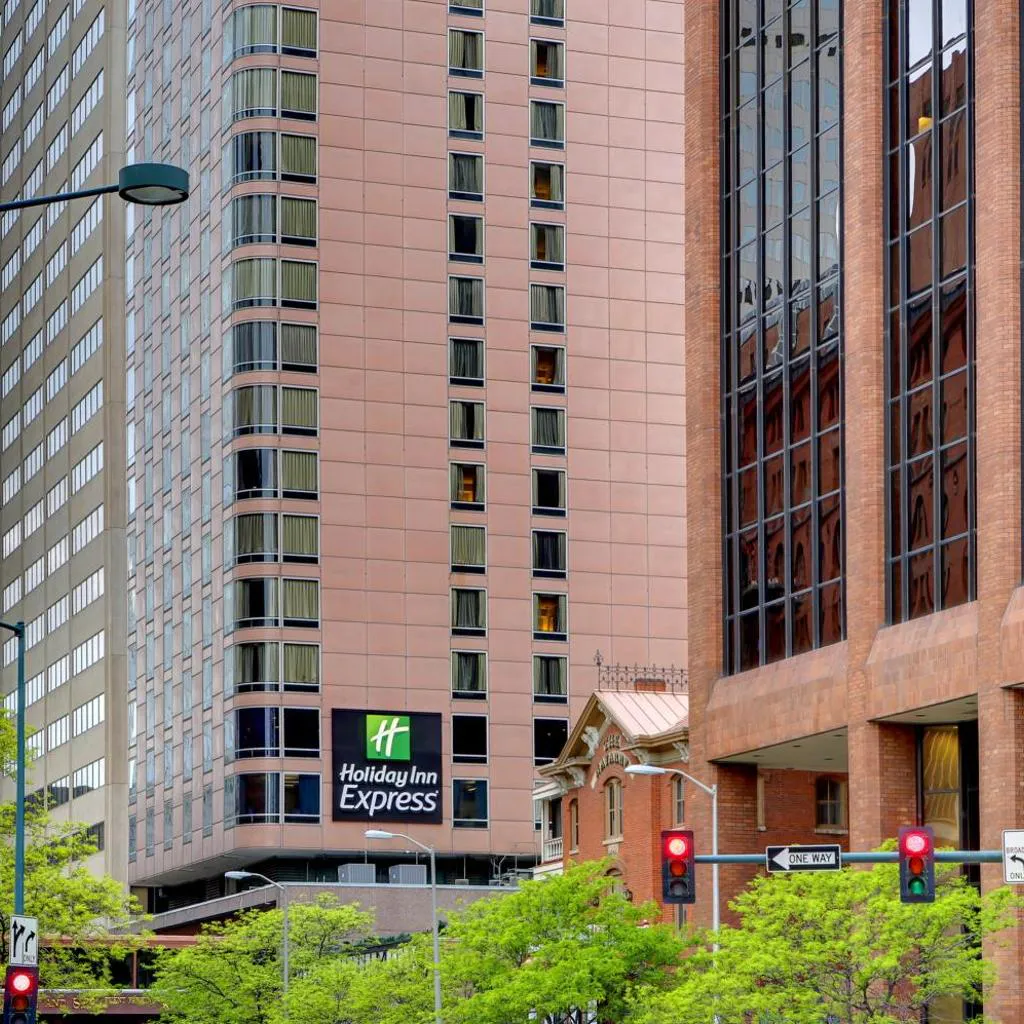 Photograph of Holiday Inn Express Denver Downtown by IHG