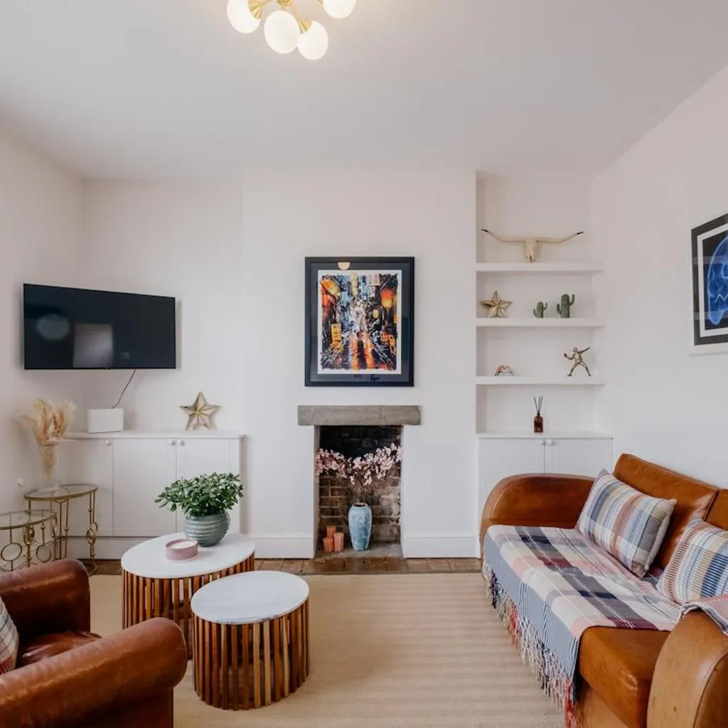 Photograph of Stunning flat 5 mins from Tube