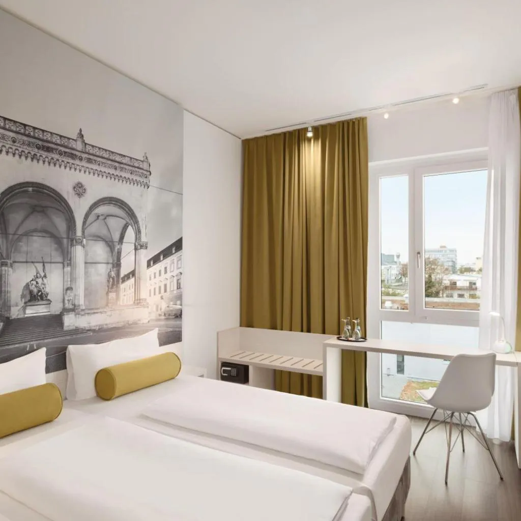 Photograph of Super 8 by Wyndham Munich City North