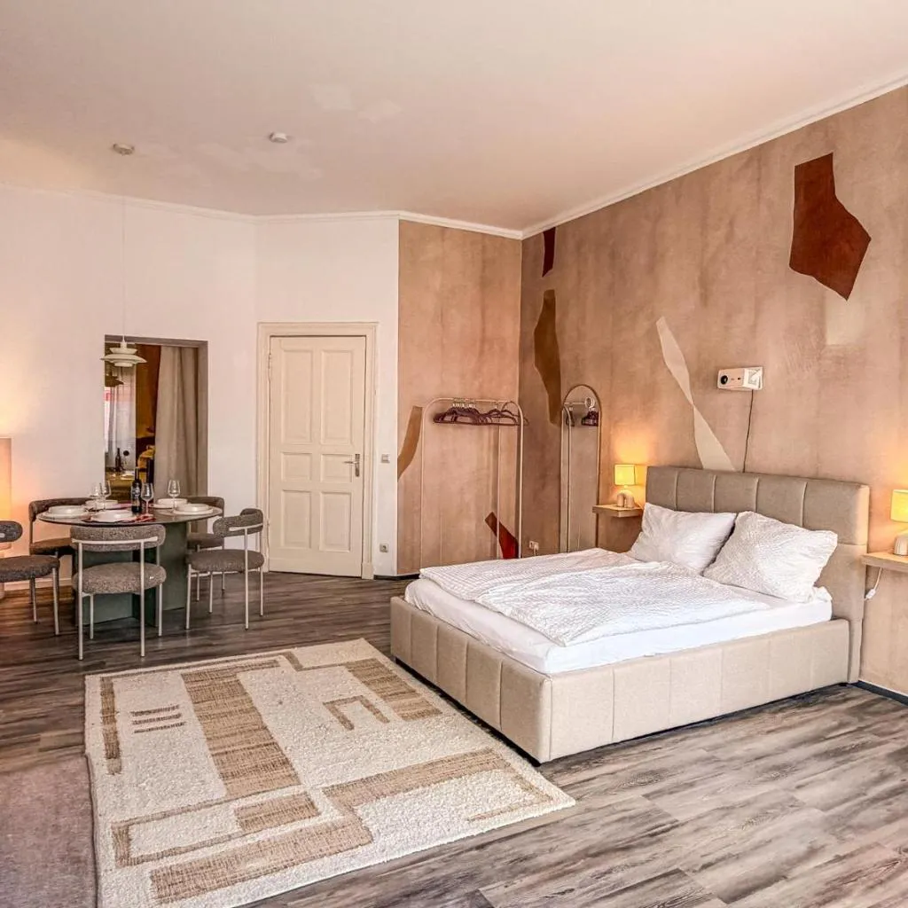 Photograph of Scandi Design for 5, high ceiling, beamer, central, family & pet friendly