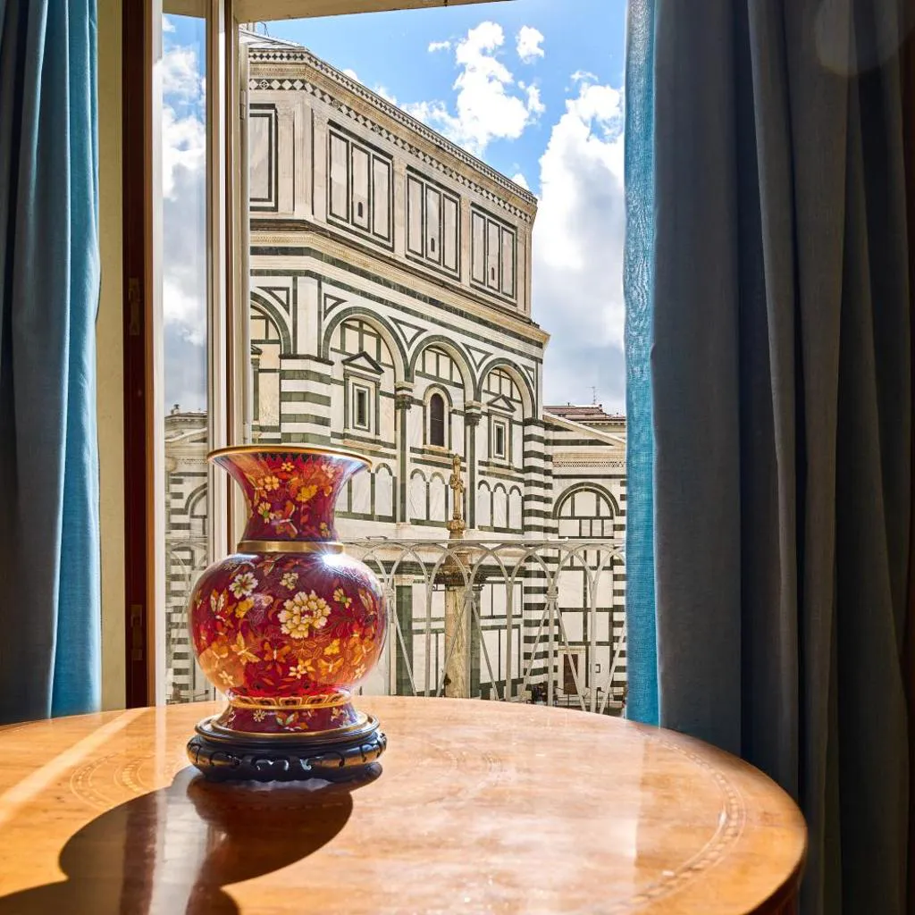 Photograph of Duomo Luxury Florence Apartment