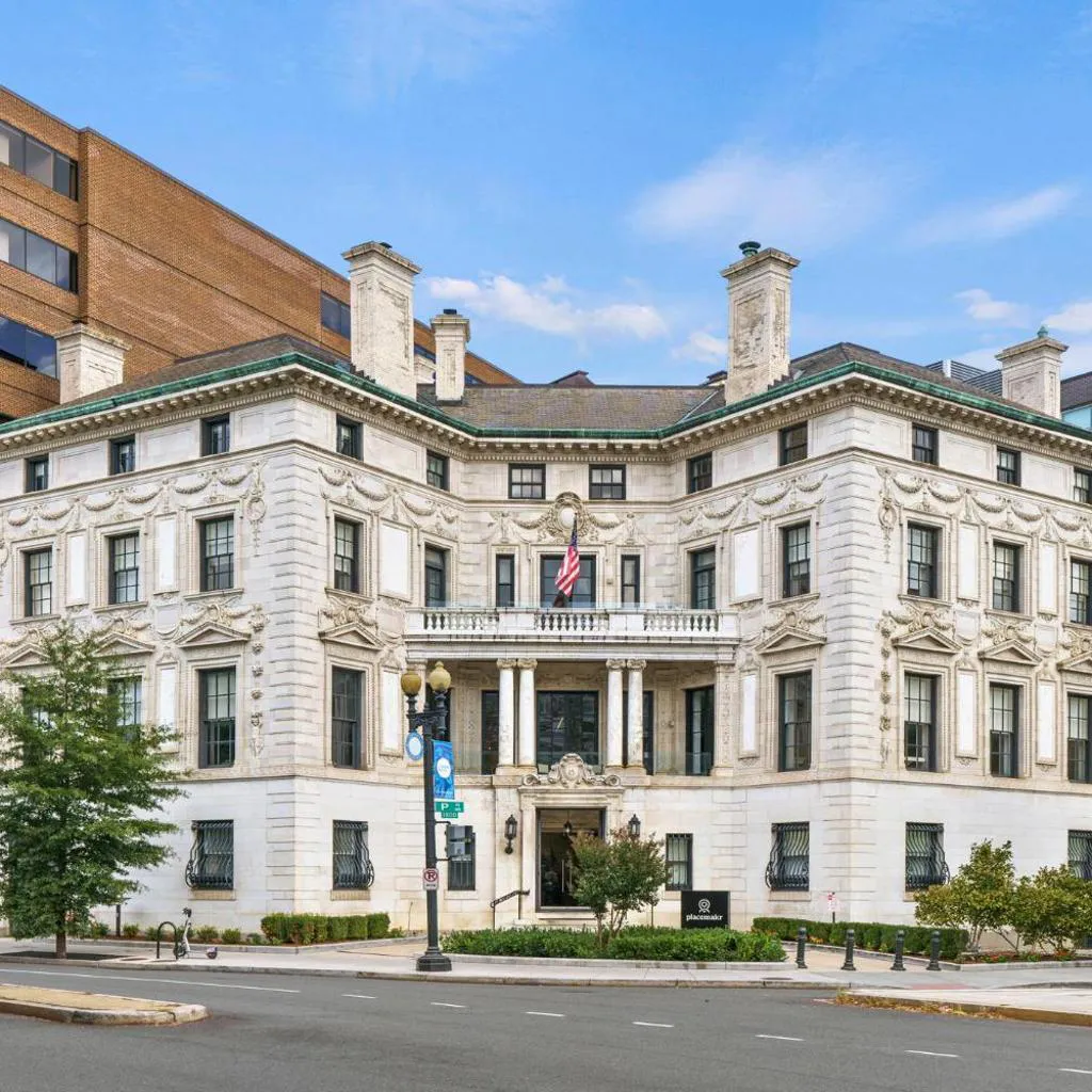 Photograph of Placemakr Dupont Circle