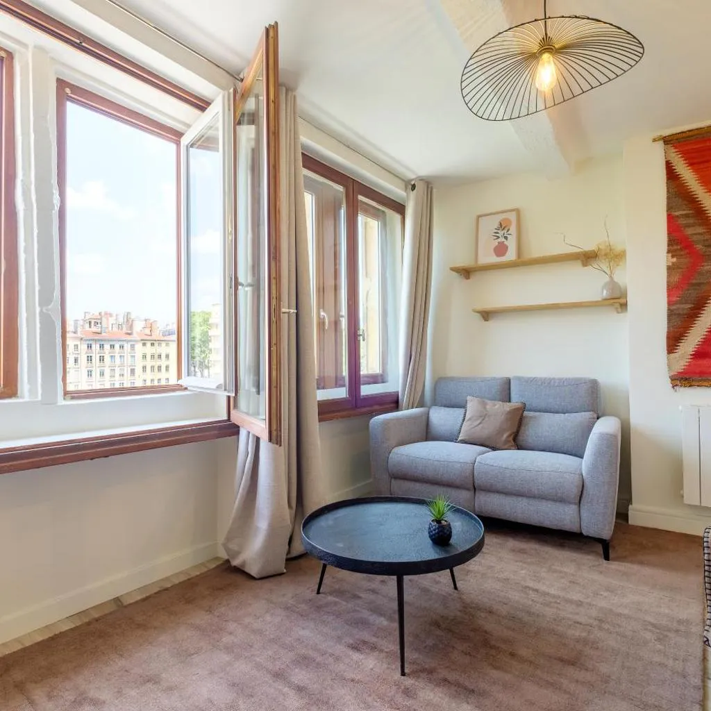 Photograph of HONORÊ SUITE SAINT PAUL