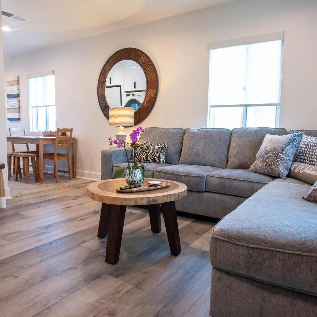 Photograph of 5079 Lotus Street