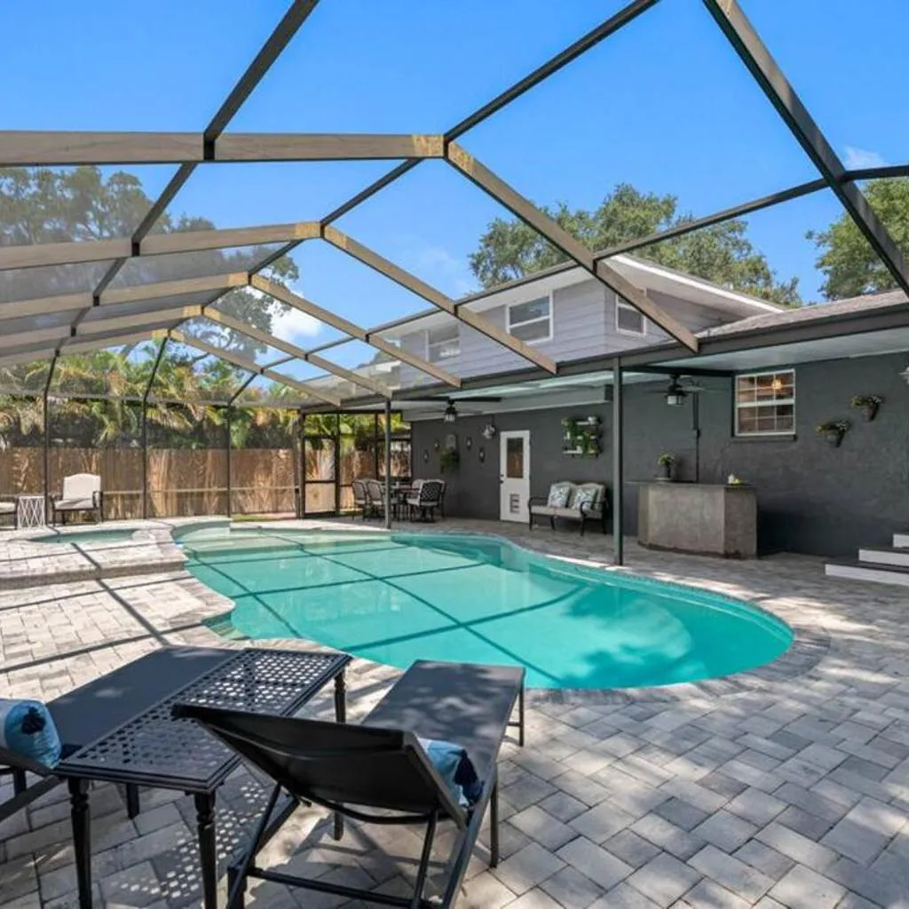 Photograph of Clearwater 2 story pool home mins from the beach