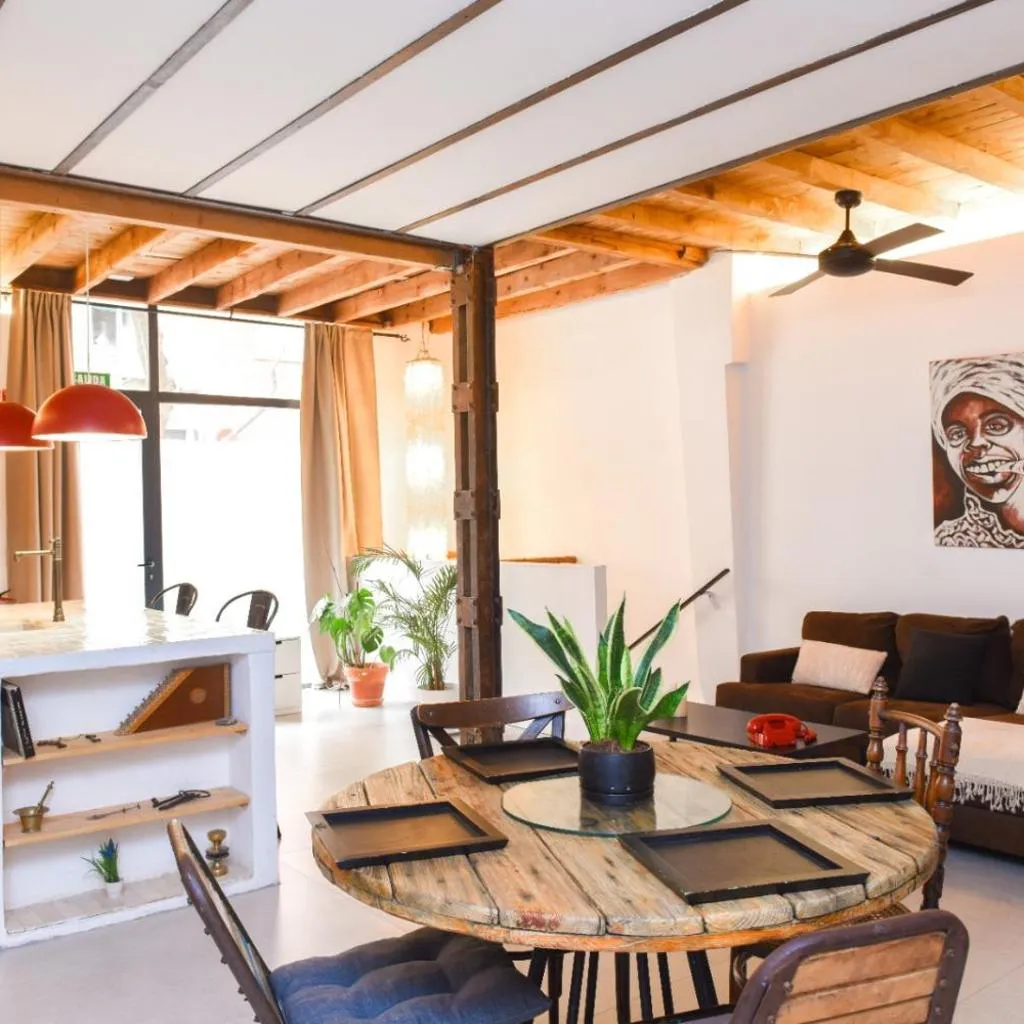 Photograph of Apartamento para 5 en Madrid centro - Malasaña, Chueca, Gran Vía y Plaza de España