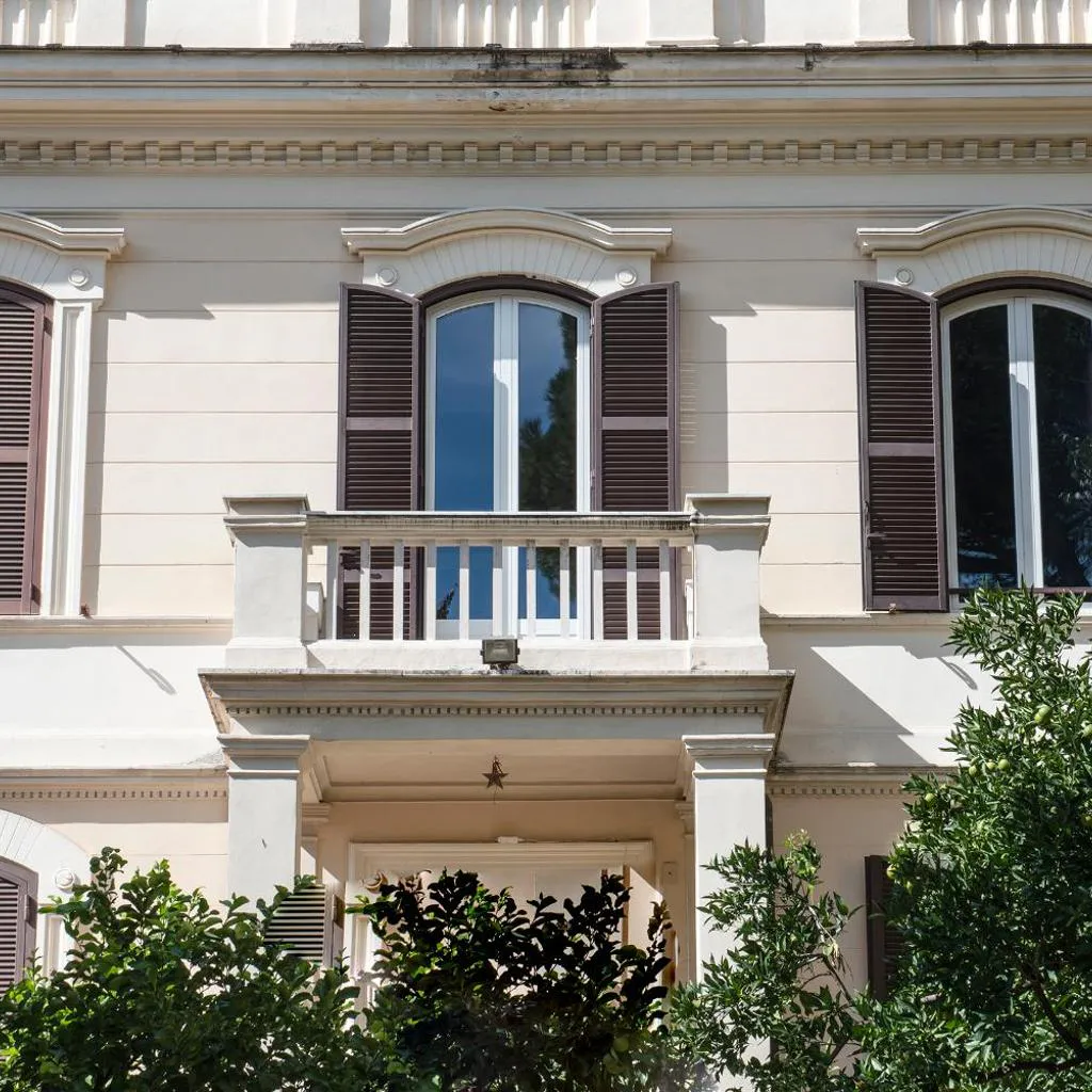 Photograph of La Roma bohémien, nel quartiere Trieste