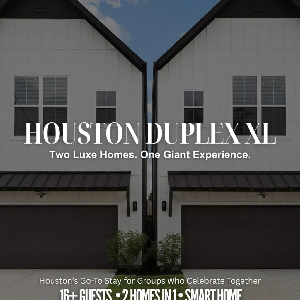 Photograph of 2 Luxury Homes in 1 - Walk to Nightlife & Stadiums