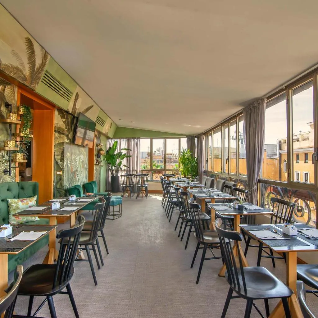 Photograph of Hotel Tritone
