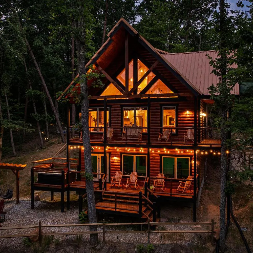Photograph of Moonlit Oasis Retreat by American Patriot Getaways