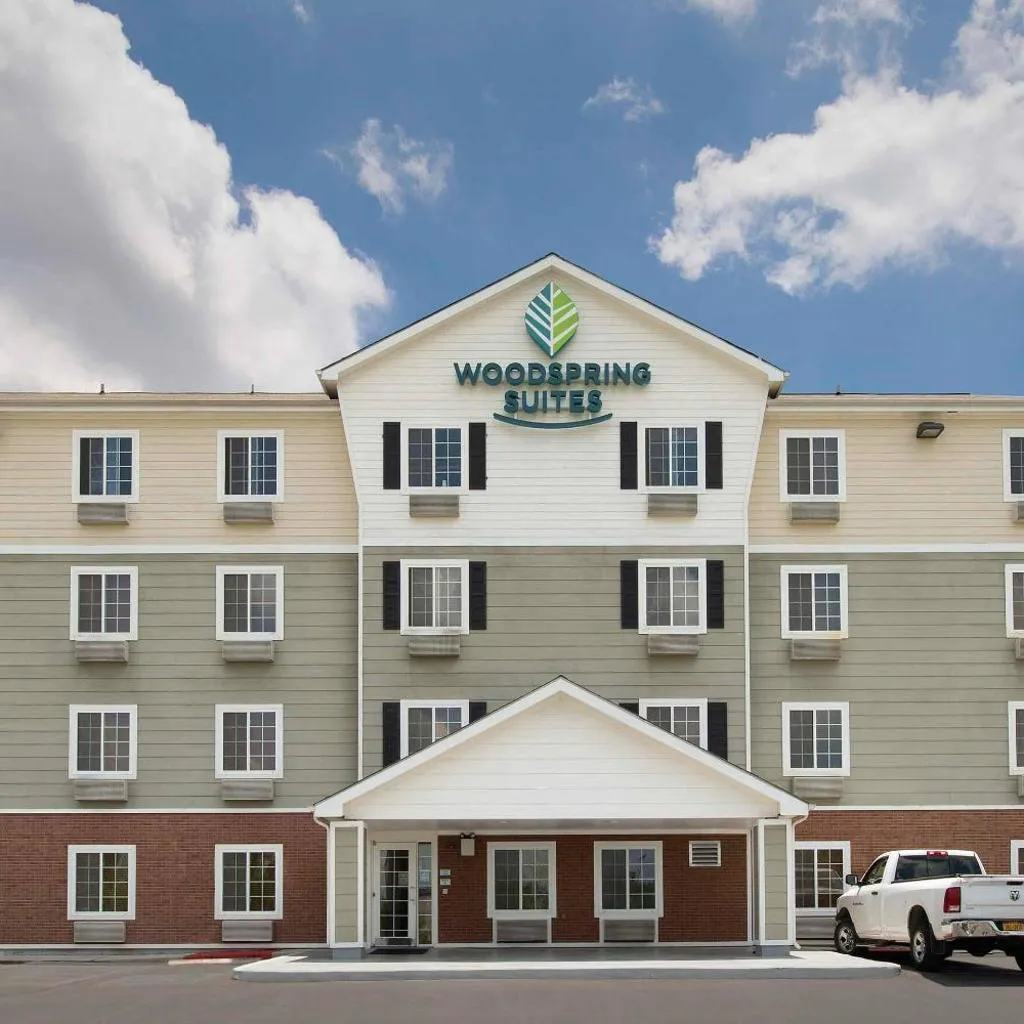 Photograph of WoodSpring Suites San Antonio North Live Oak I-35
