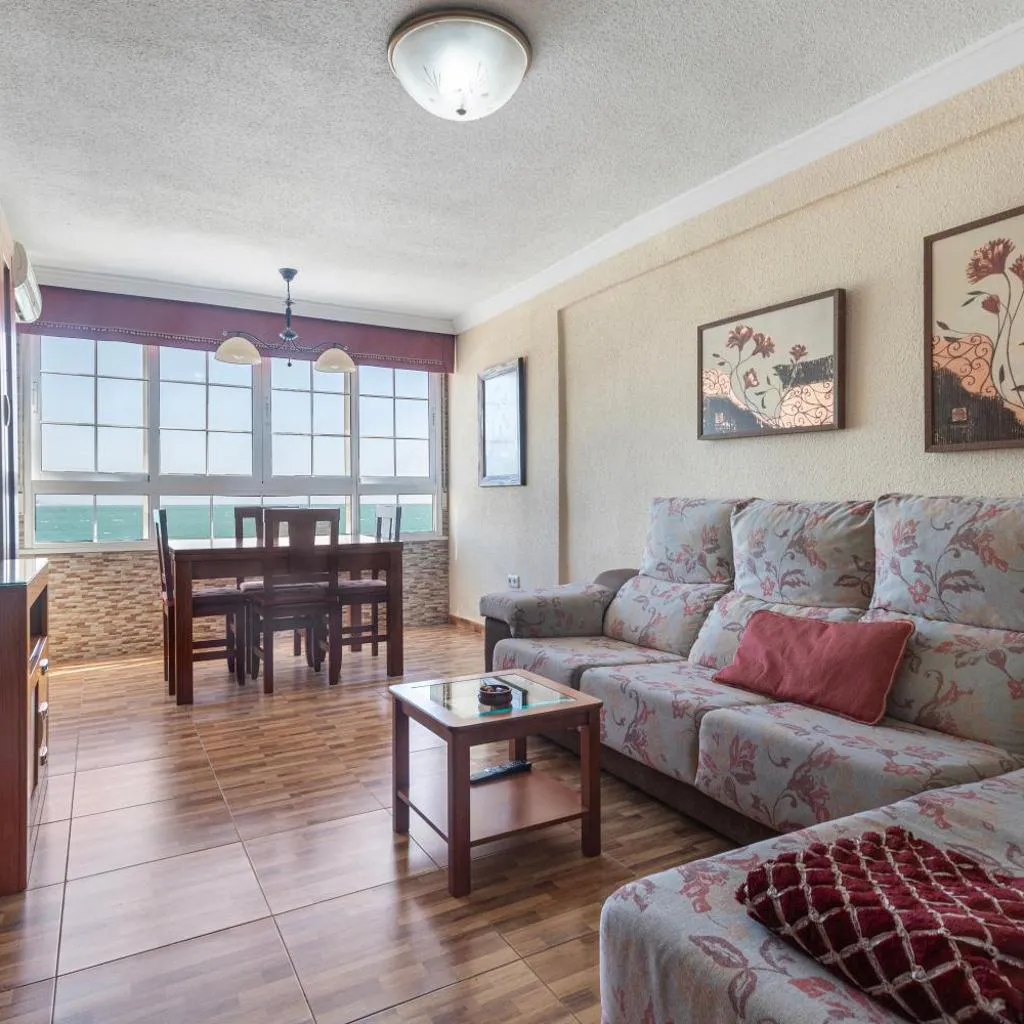 Photograph of Apartamento primerísima linea playa