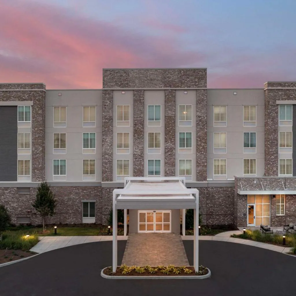 Photograph of Hilton Garden Inn Pensacola Downtown