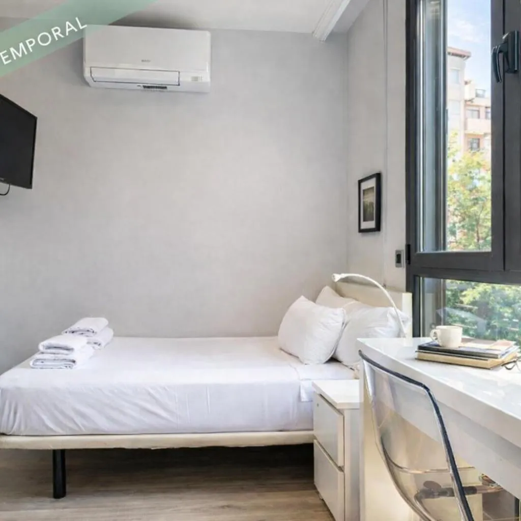 Photograph of Habitaciones con estilo y comodidad en el centro de Madrid
