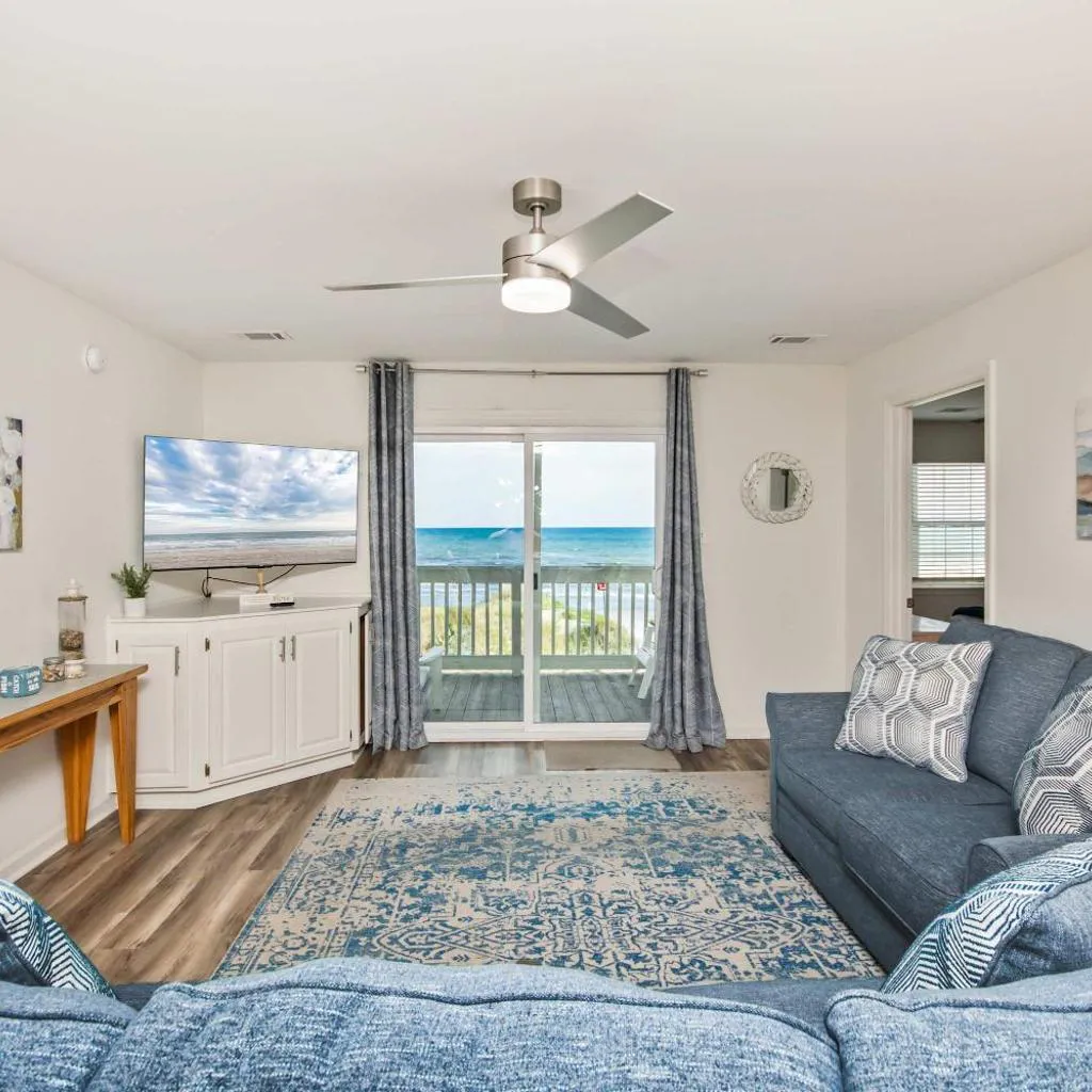 Photograph of Serenity is Yours Oceanfront Pool SP3