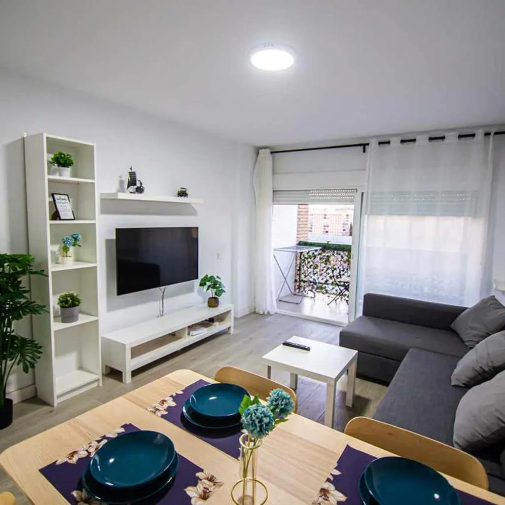 Photograph of Apartamento con balcón cerca María Zambrano