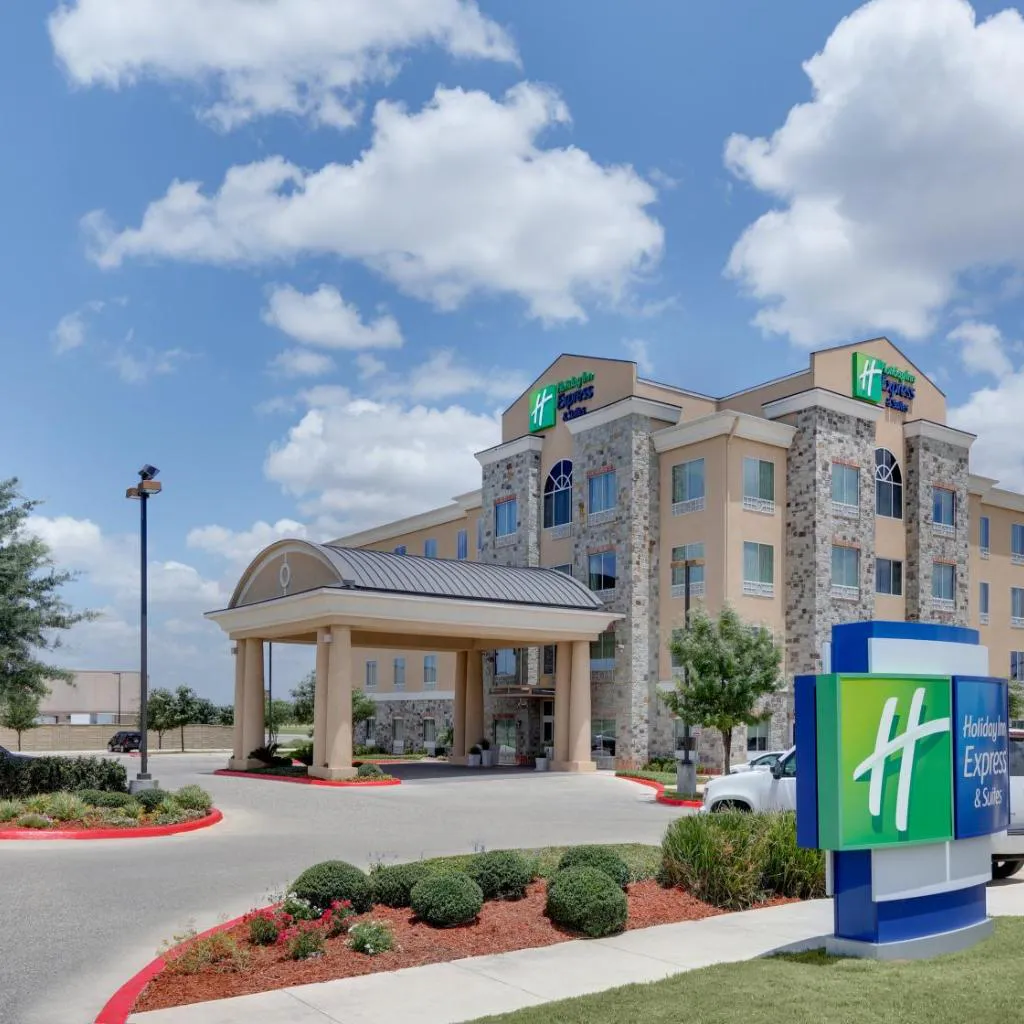 Photograph of Holiday Inn Express & Suites San Antonio - Brooks City Base by IHG